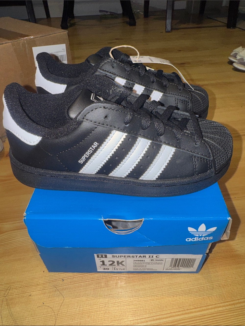 adidas Kids Superstar Sneakers - Black & White - Picture 4 of 4
